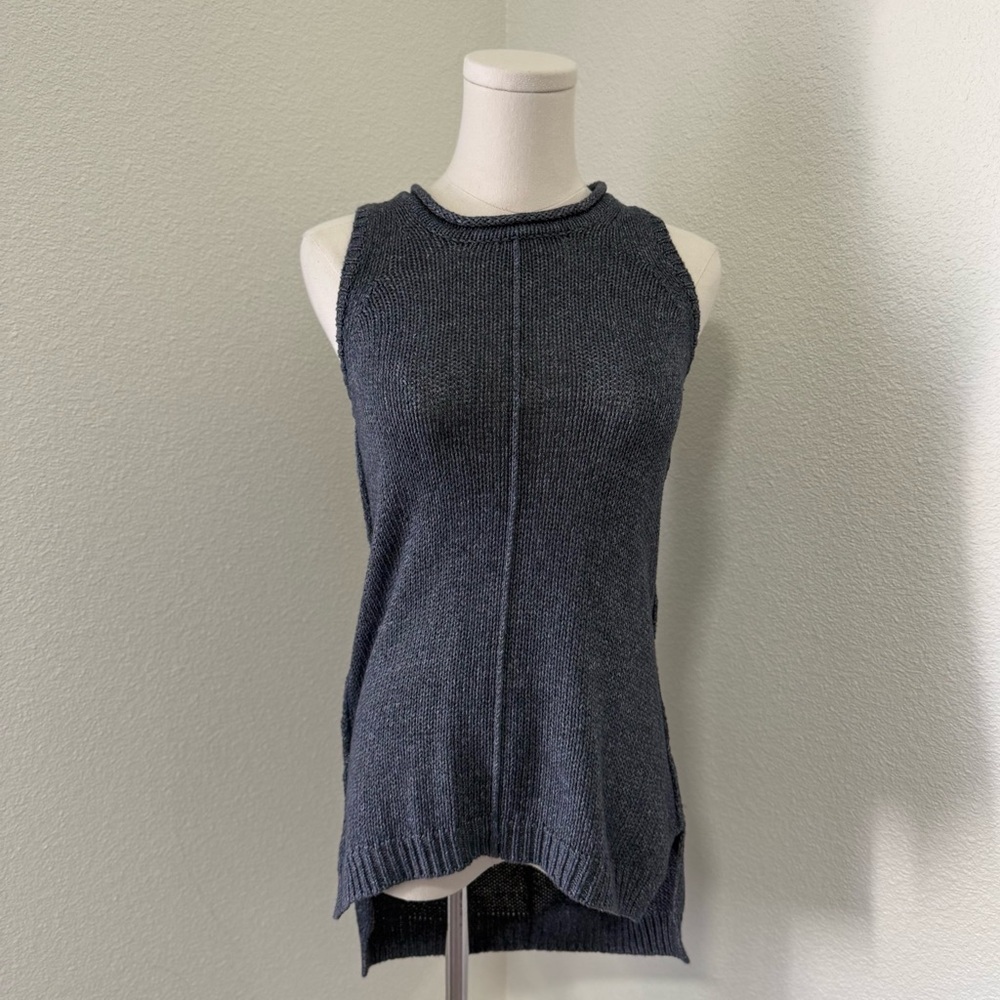 525 America Designer Revolve Dark Gray Sleeveless Knit Top Women’s Size XS
